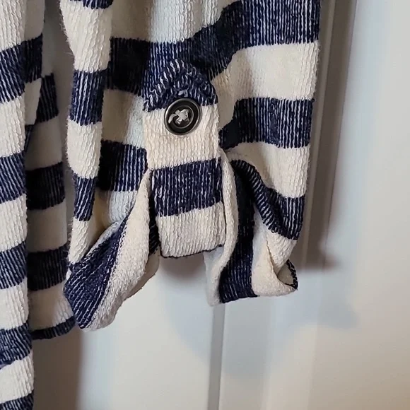 Maurices Sweater - Picture 5 of 6